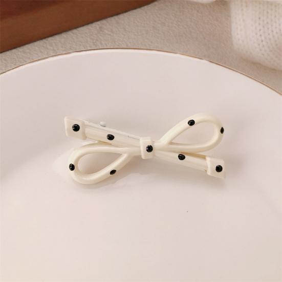 2Pcs French Style Hairpin Dot Print Hollow Bow Design Hair Clips Face Slimming Versatile Hair Accessory
