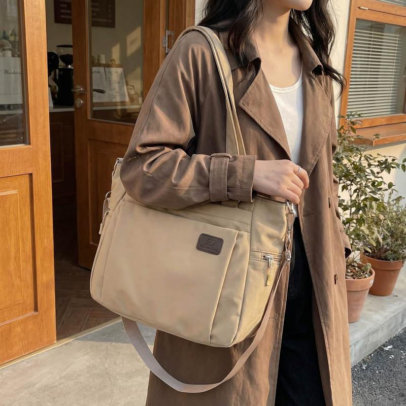 Women's Large Capacity Shoulder Bag