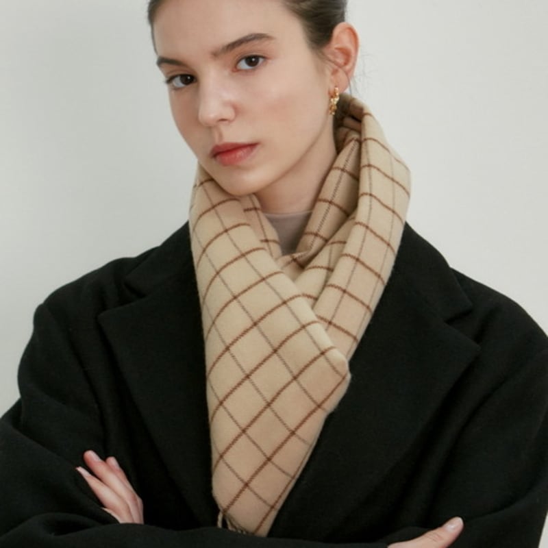 NICK&NICOLE WINDOW CHECK MUFFLER_BEIGE