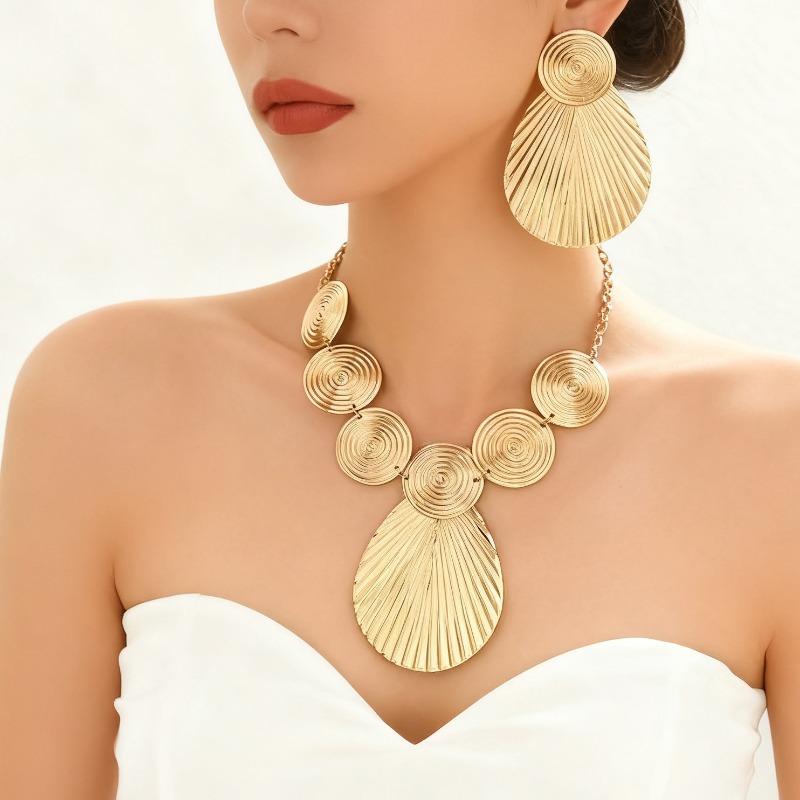 Jewelry disc texture exaggerated high-end design temperament fashion necklace earrings set