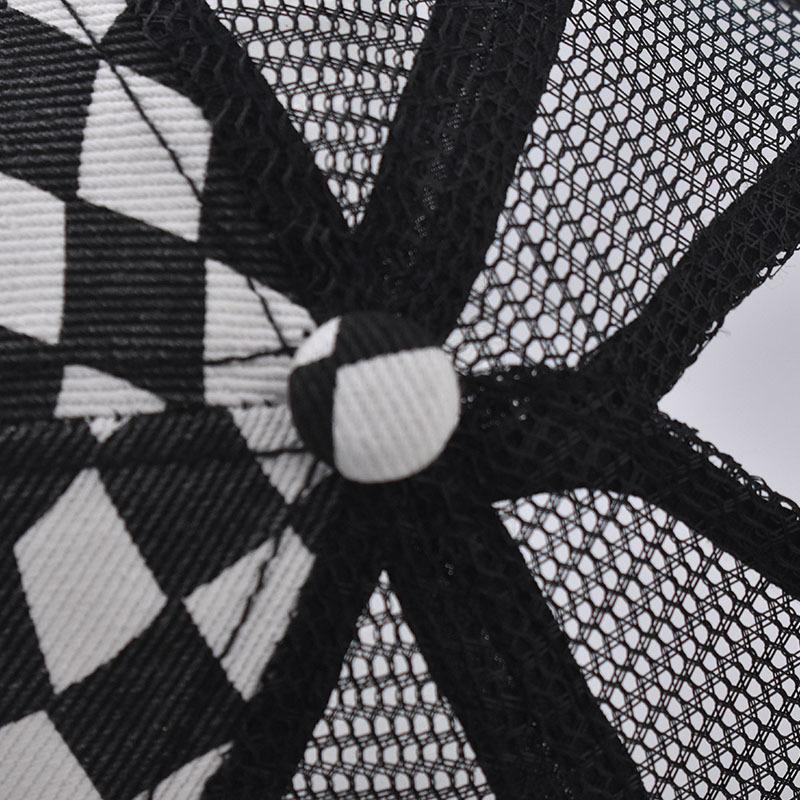 Checkered Mesh Baseball Cap for Men Women, Retro Plaid Trucker Hat with Breathable Net