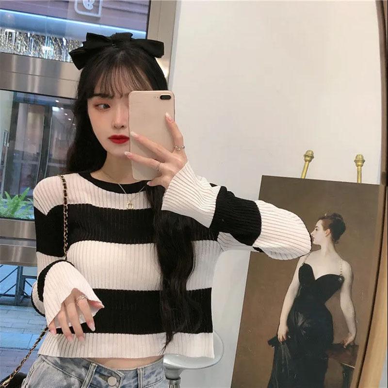 Pruhovaný zkrácený tenký pletený svetr s dlouhým rukávem Dámský ležérní top s kulatým výstřihem Jednoduché spodní tričko Y2k Pulovry Korejská móda
