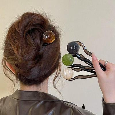 Elegant Retro U-shaped Hairpin for Women – High-End Bun and Hair Styling Accessory
