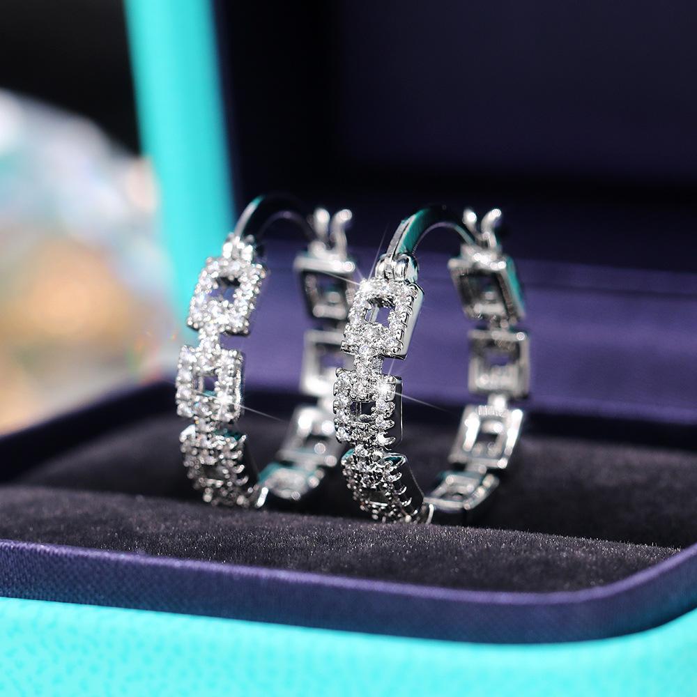 Design Zircon Ear Buckles, Simple High-End Loop Chain Earrings For Women