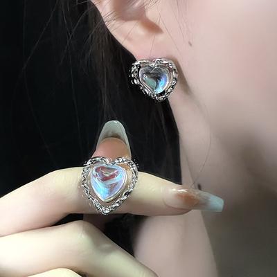Moonstone Love Metal Earrings Women'S Niche Design Sense High-End Earrings Daily Simple Fashion Earrings Women