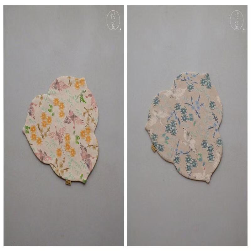 Handun Gambiered Canton Gauze Brocade Tea Mat