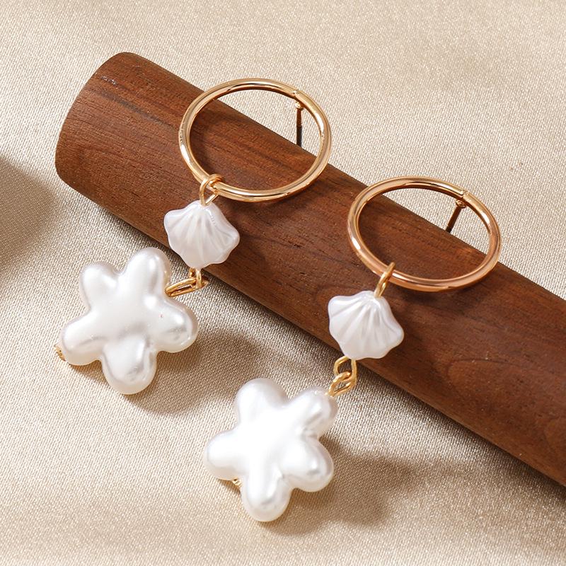 Baroque Pearl Tassel Earrings - Heart Stud Dangle Design