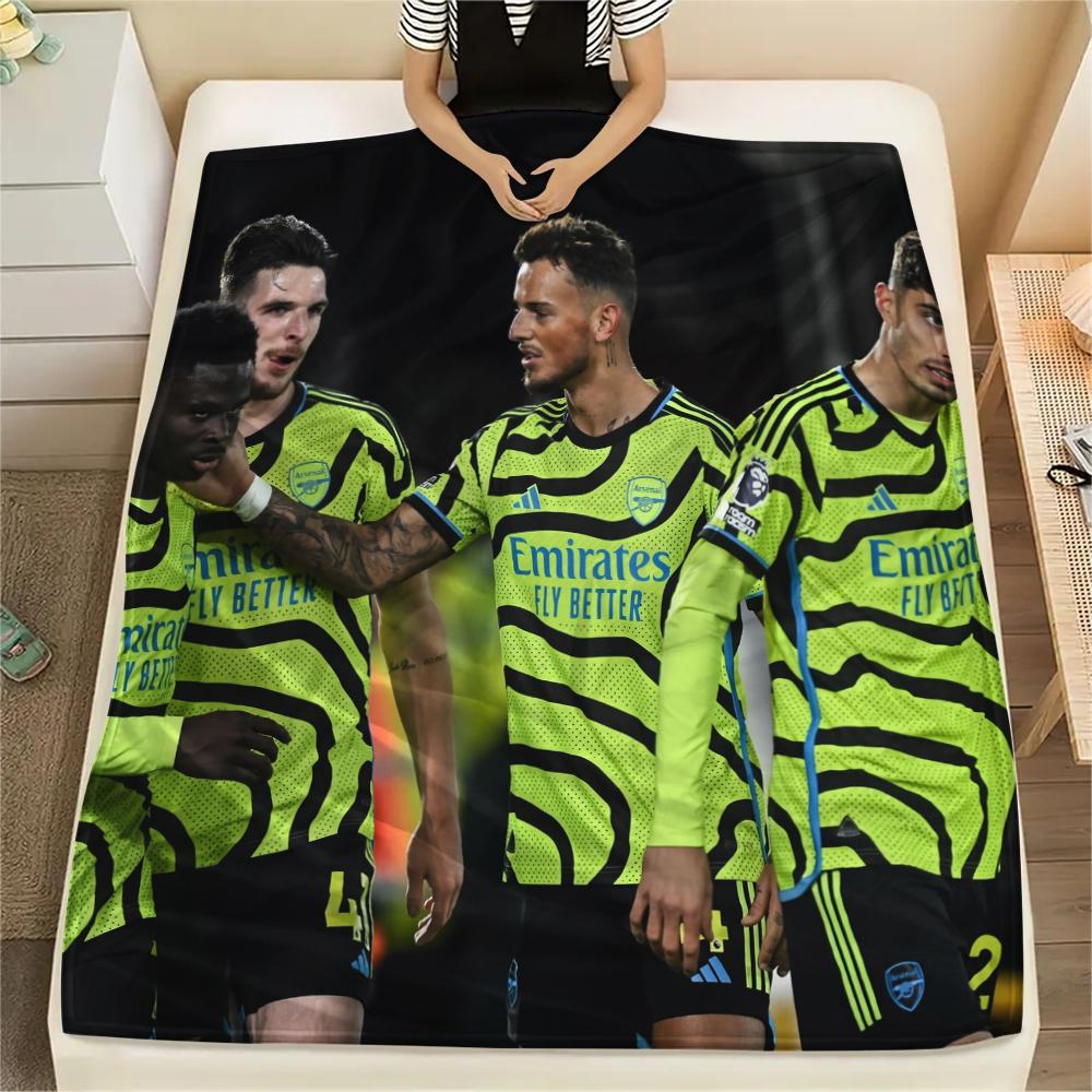 Arsenal Football Team,pattern Flannel Blanket, High quality Comfortable for All Seasons, Home Decor, Warmth and Comfort, Perfect for Gifts.