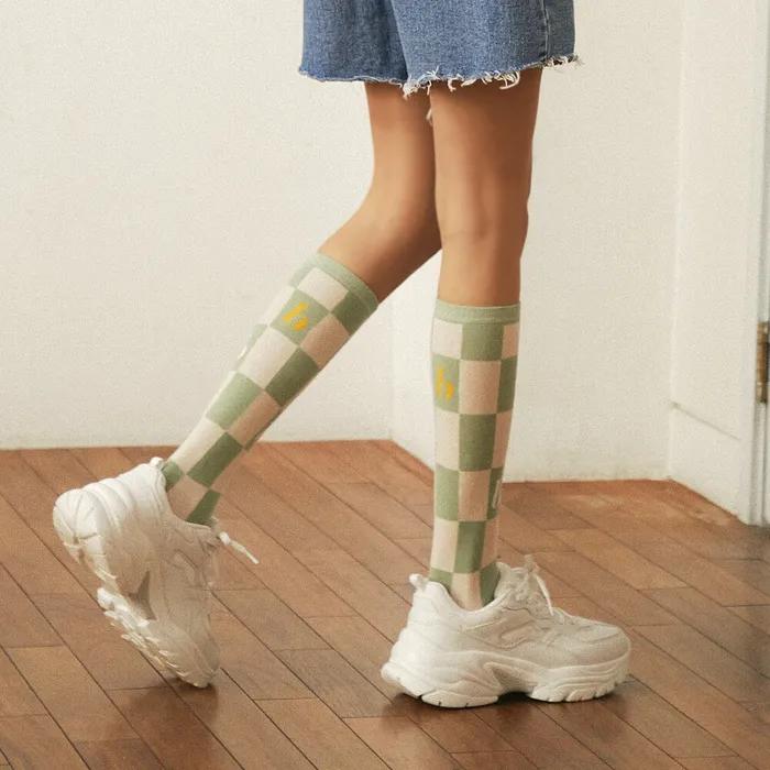 [Banana Sisters] Bar Checkerbee Knee Socks 5 Colors