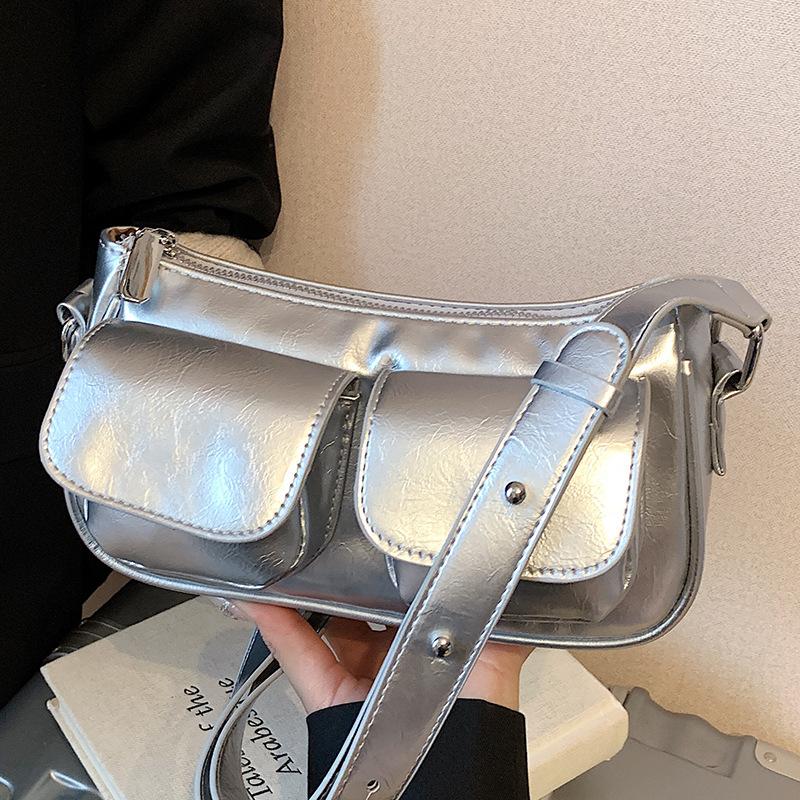 High-value simple shoulder underarm commuter bag women's 2025 summer new fashion messenger small square bag