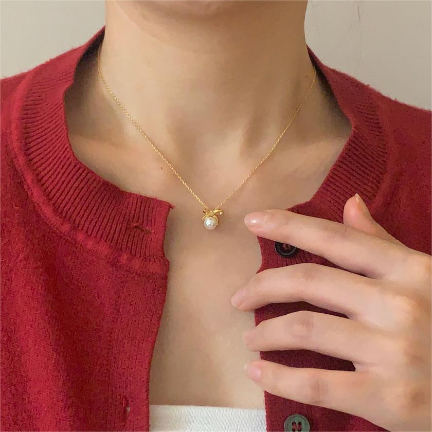 New Fashion Jewelry 925 Silver Necklace for Women 18K Gold Plated Sterling Silver Bowknot Pearl Pendant Necklace