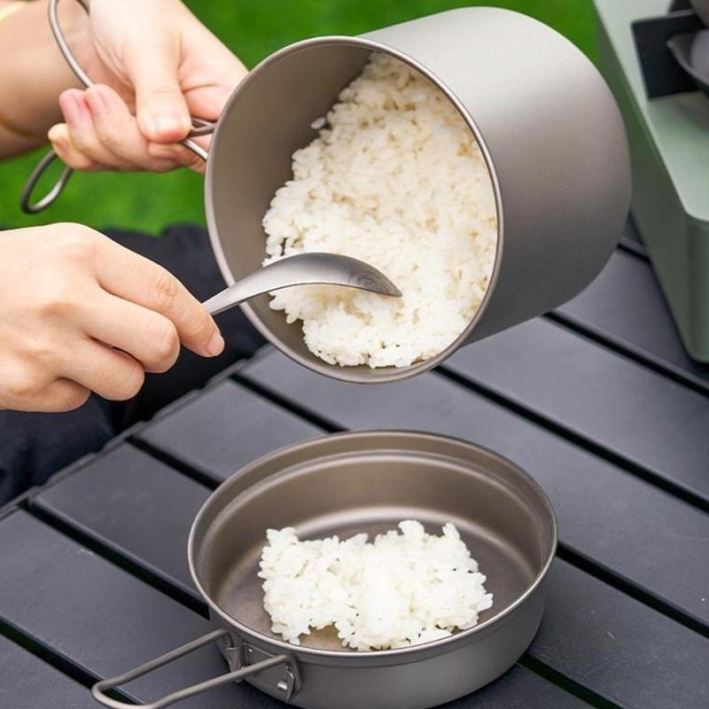 Metal Camping Pots Outdoor Cooking Pots with Folding Handle Camping Cookware for Camping Hiking Picnic Travel