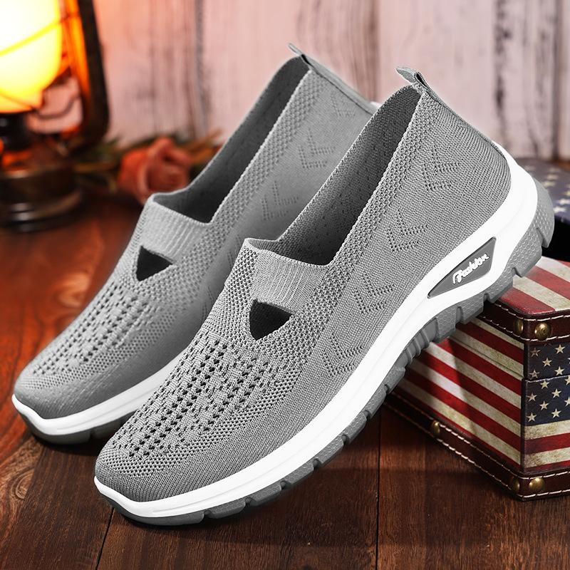 Shoes Women's shoes Versatile large size casual shoes Flying woven breathable single shoes Middle-aged and elderly mother shoes One pedal cloth shoes