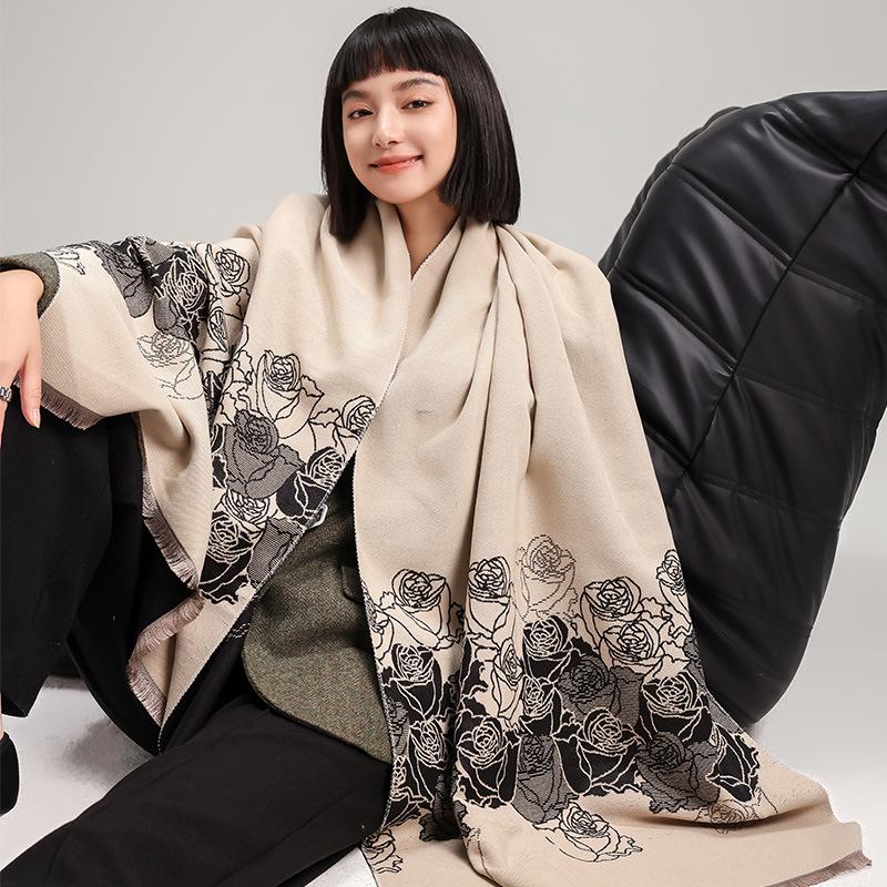 Warm Rose Clusters Fashionable and Elegant Women Contrasting Color Wind Imitation Cashmere Scarf Office Blanket Shawl Scarf