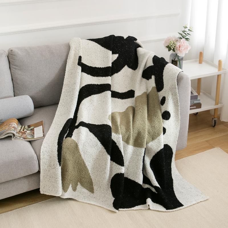

2025 Simple Half-edge Velvet Blanket Office Nap Blanket Spring and Summer Sofa Blanket Single Nap Blanket 70x100cm зелёный