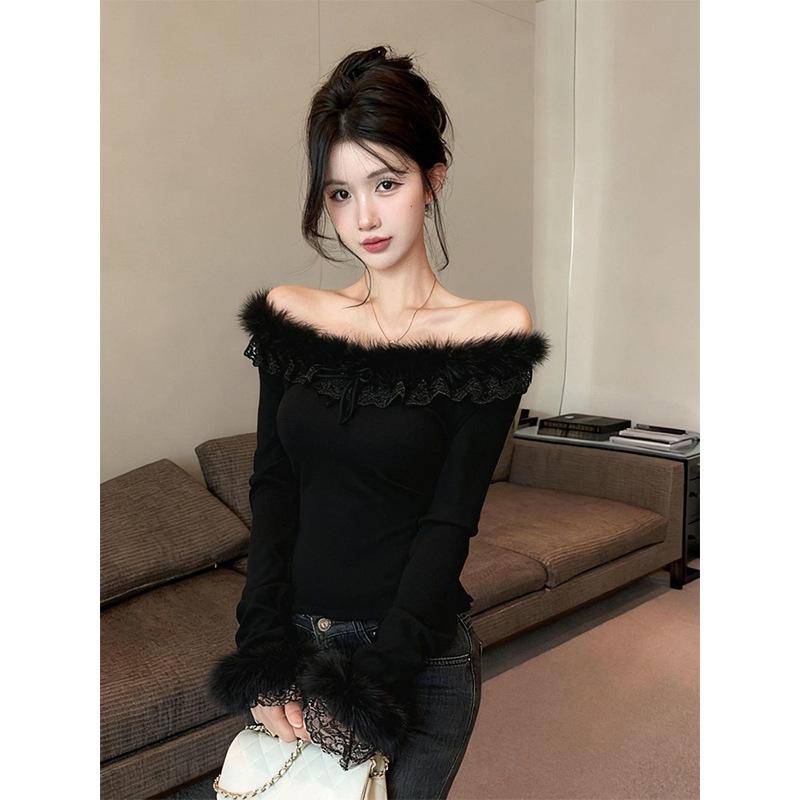 Slim-Fit Women's Top: Niche Solid Color, Fur Collar, Lace Splicing, Autumn/Winter New Arrival.