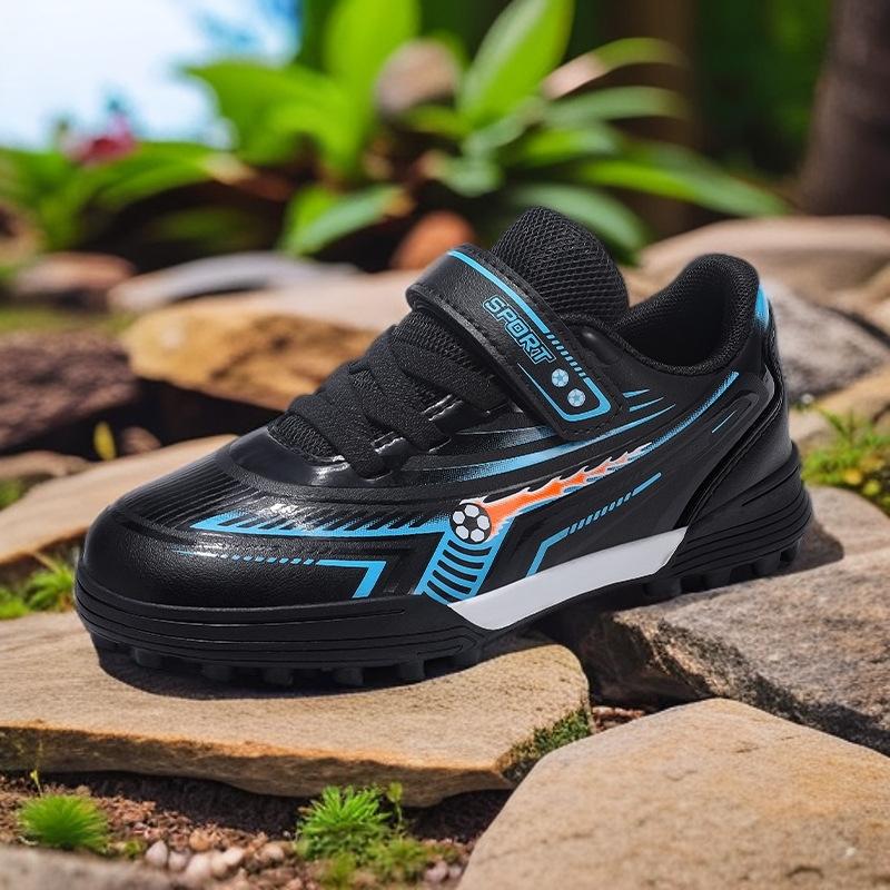 2025 New Boys Shoes Non-slip Training Leather Waterproof Velcro Casual Sports Shoes Sports Shoes Football Shoes