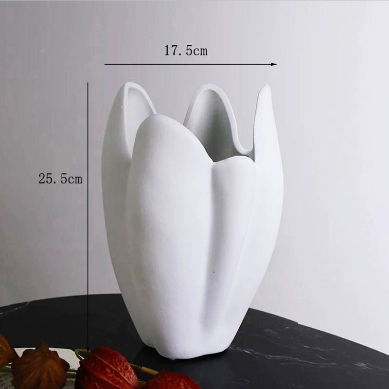 

Frosted Ceramic Vase Artificial Horseshoe Lotus Flower Arrangement Ornaments Home Cabinet Accessories Study Office Decoration