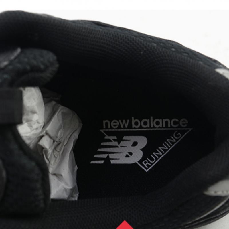New Balance 408 Black