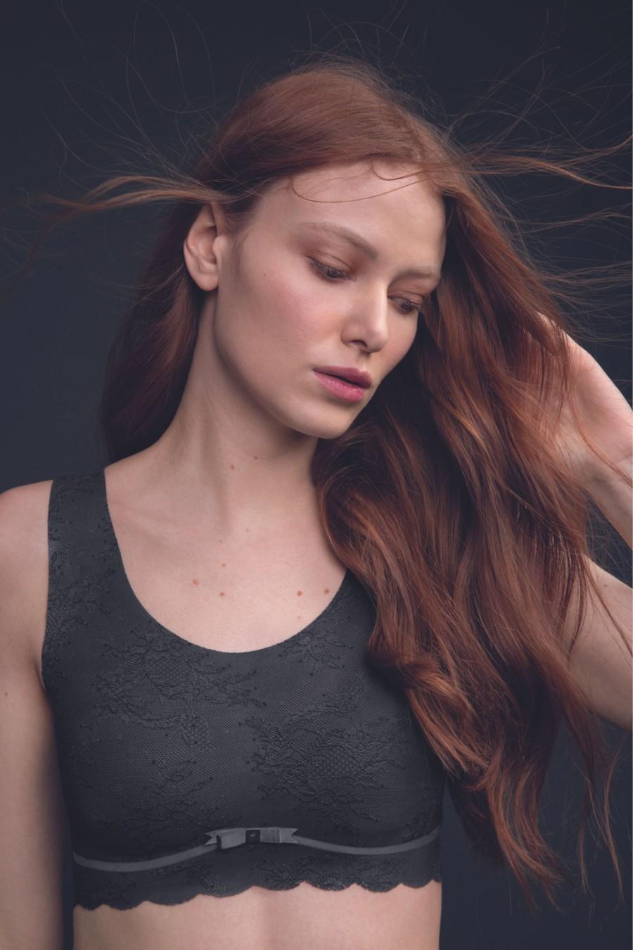 

Топ із ущільненою чашкою Anita (83097) 70B сірий