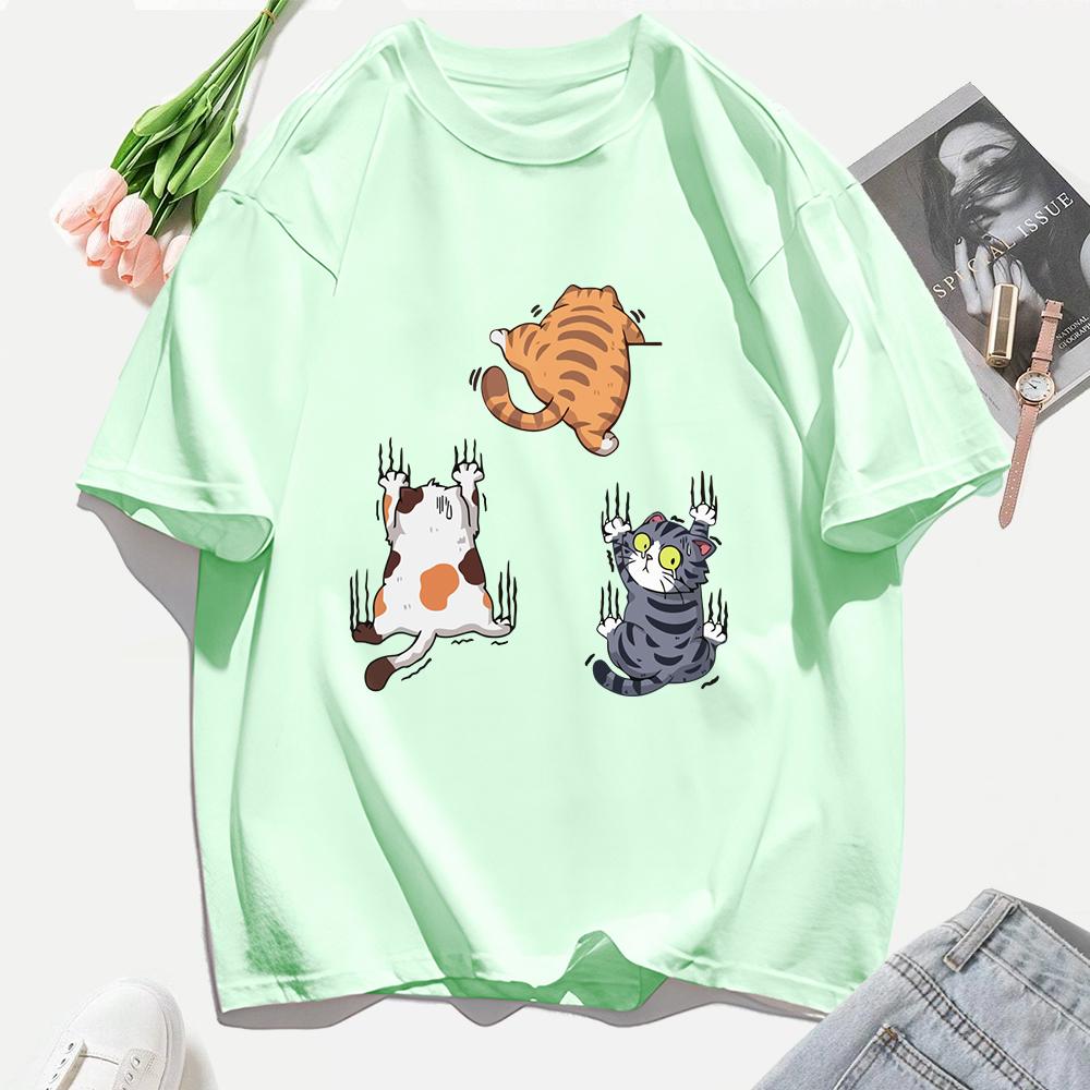 Three Cats Climbing Upwards And Escaping Print T-Shirt Women Soft Y2K T Shirts Cotton Casual Woman Clothes Crewneck Oversize Top
