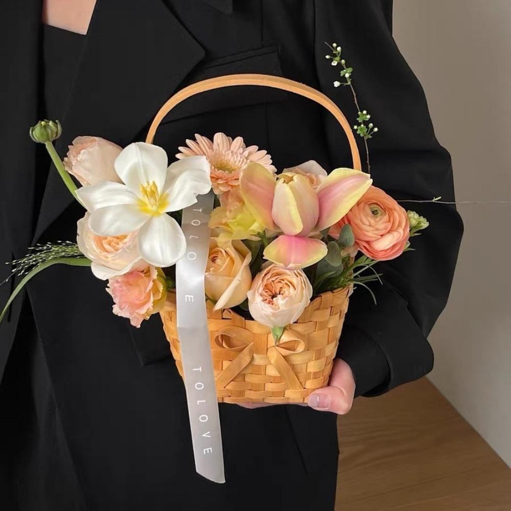 Willow Rattan Bride Flower Basket Hand-Woven Flower Arrangement Basket Sundries Organizer  Wedding