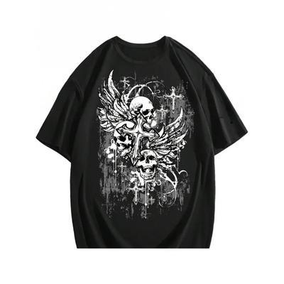 Europäische Größen Herren Gothic Totenkopf Print T-Shirt - Y2K Streetwear Design mit geflügeltem Totenkopf und Kreuzmuster