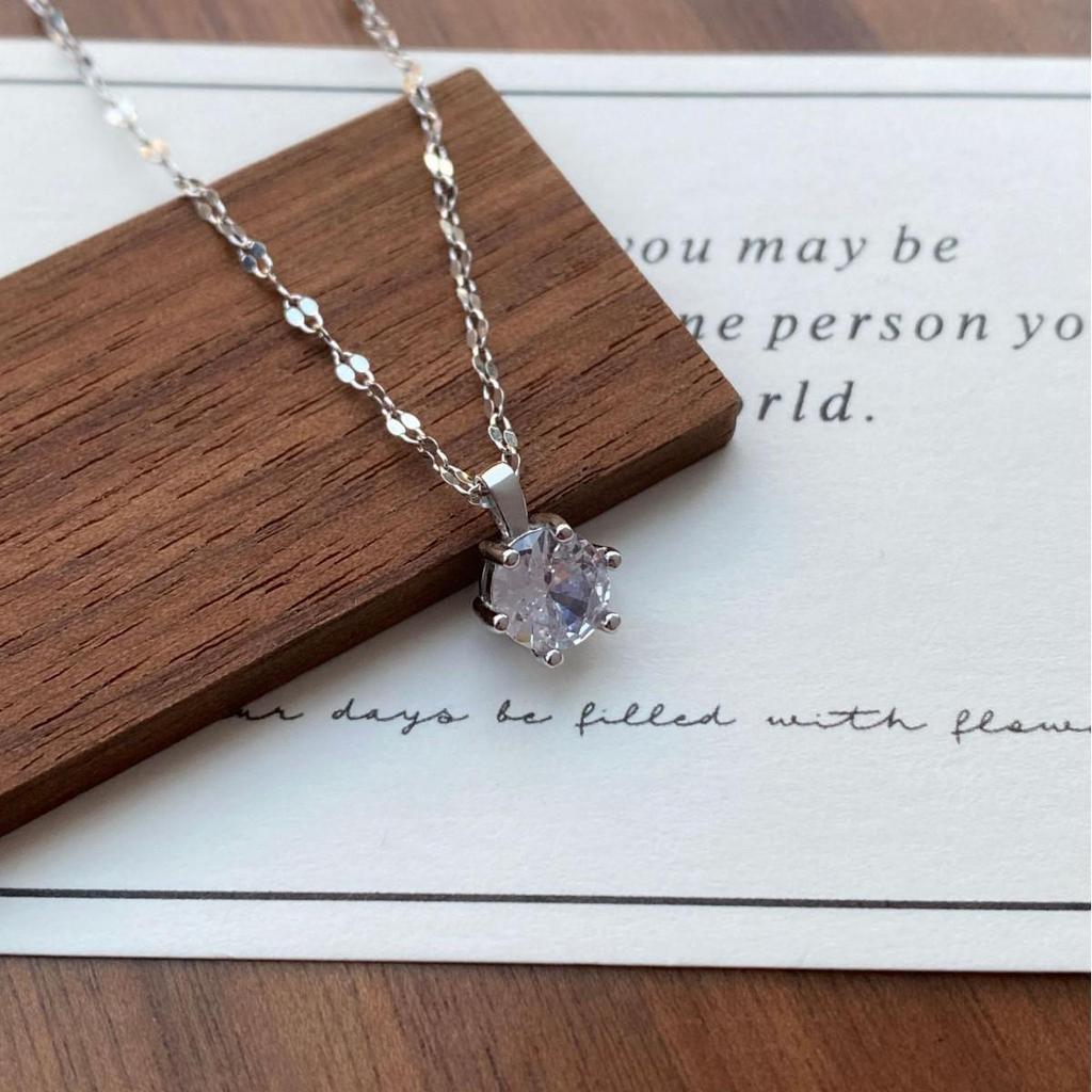 Sterling Silver Zirconia Solitaire Necklace: Six-Prong Light Luxury Clavicle Chain, High-End Niche Design.