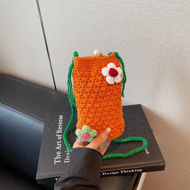 Spring and Summer Flower Mini Mobile Phone Bag Trendy Small Square Bag Wool Woven Knitted Messenger Bag Crochet Key Bag