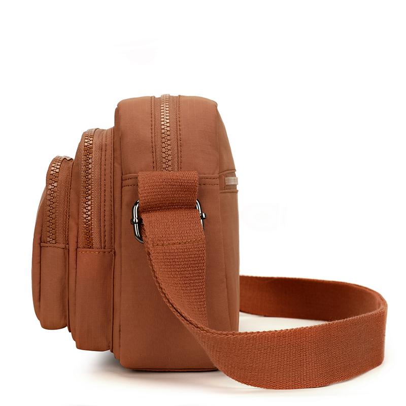 Women's Multi-Layer Bag Shoulder Bag Outdoor Lightweight Crossbody Bag