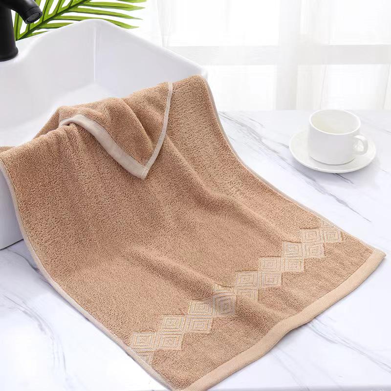Bamboo Fiber Diamond Pattern Soft Absorbent Towel 73x33 cm