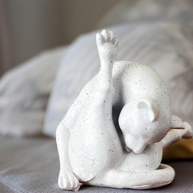 1pc Charming Resin Cat Licking Fur Statue - Art Deco Style, Multi-Functional Outdoor & Home Decor, Ideal for Garden, Office Desk