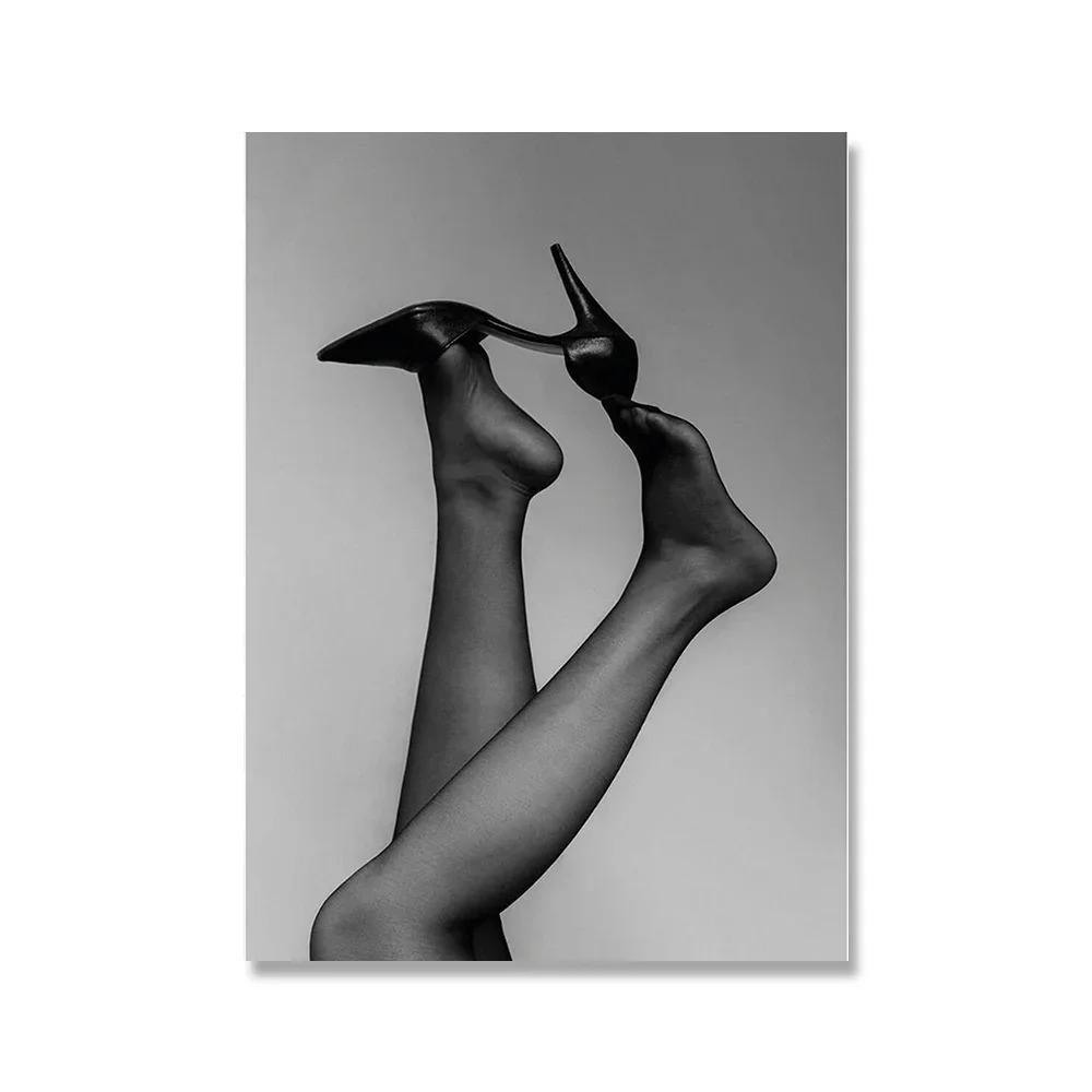 Black White Angel Wings Fashion Poster Nude Woman Wine Glass Canvas Print Painting Sexy Beautiful Girl Vintage Picture Home Deco