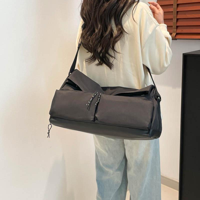 Multifunctional Travel Bag Dry and Wet Separation Sports Fitness Bag Women's Travel Training Bag Outdoor Portable Messenger Bag