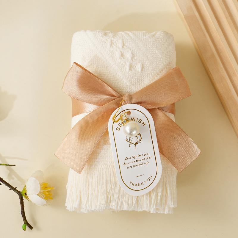 Wedding Cake Wedding Ceremony Gift Towel Coral Velvet Baroque Towel Multicolor Optional Gift