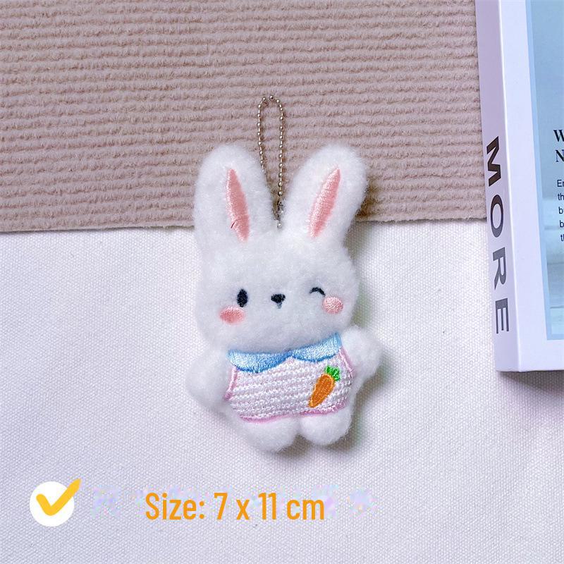 Entzückende Kaninchen-Plüschpuppe: Weich, Niedlich, Ganzkörper-Hasenmädchen Herz-Tasche Brosche Accessoire.