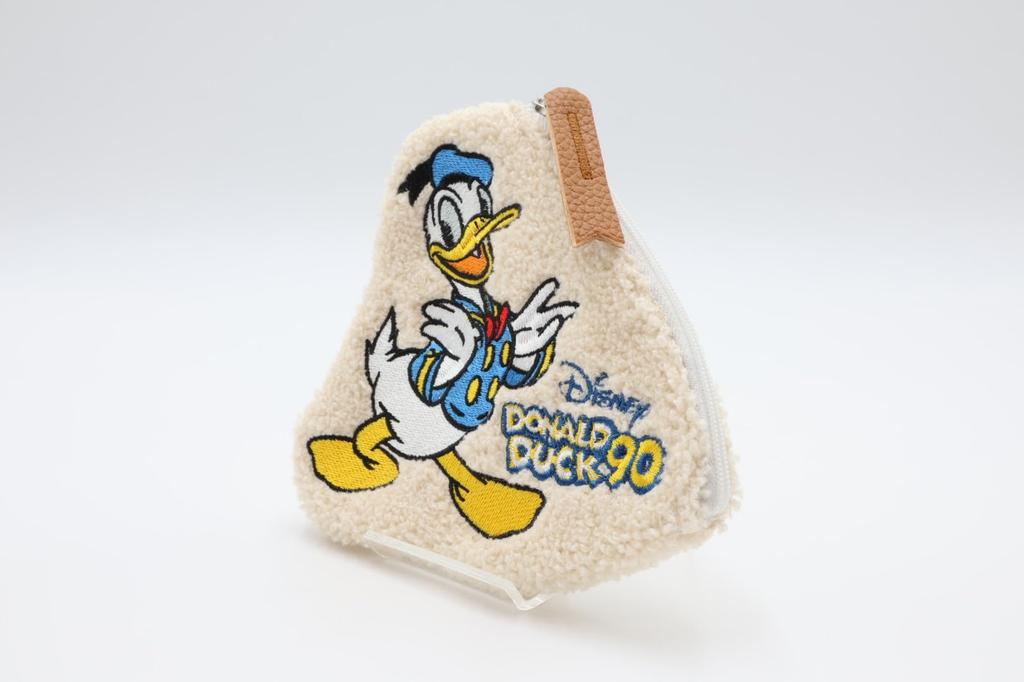 Bolsa Sagura Cortada em Formato Donald