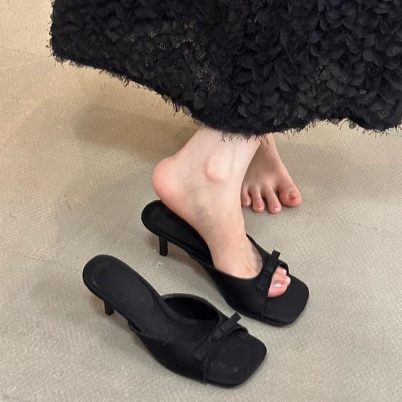 

Французские маленькие крутые тапочки на высоком каблуке, туфельки феи, новая летняя мода 2025 года, уличная одежда, темпераментные, универсальные, нишевые сандалии 40 чёрный