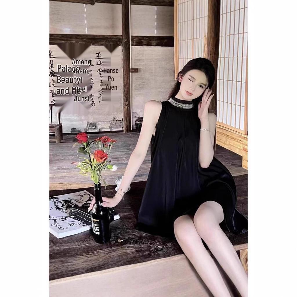 Summer 2024 Black Retro Halter Off-Shoulder Women's Dress
