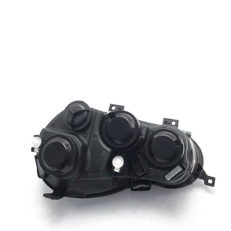 Compatible with Volkswagen Polo Pineapple Headlight Assembly (2002-2005 Models) - Four-Eye Design.
