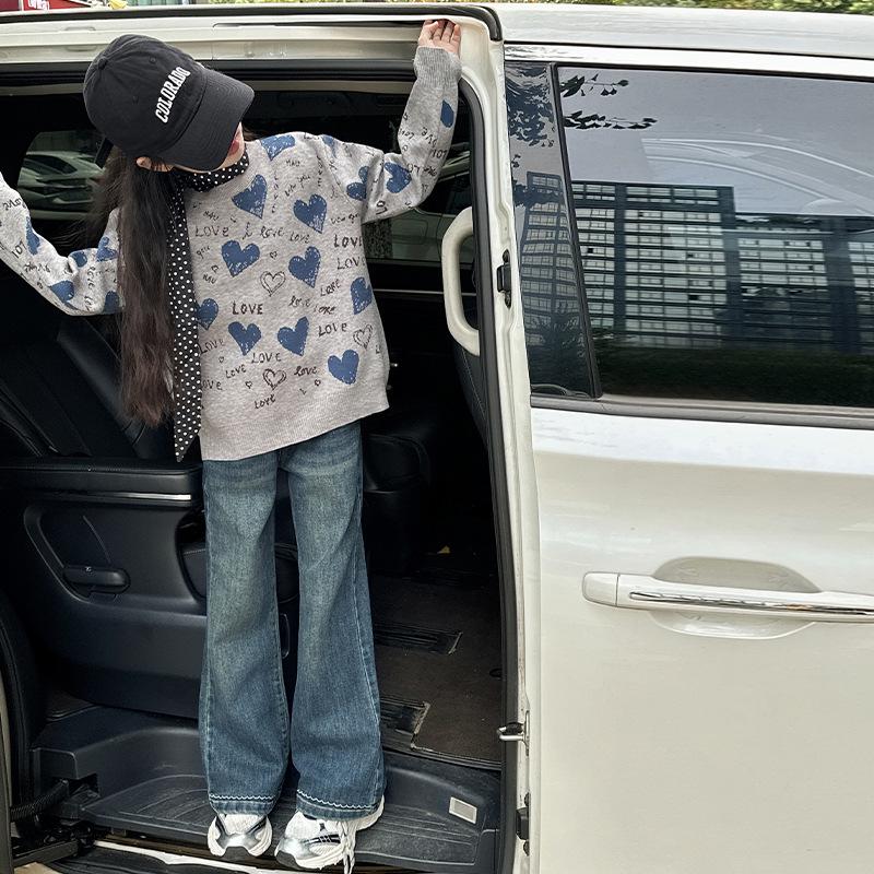 

Комплект женских джинсов скинни клеш в корейском стиле и ленивого вязаного свитера для весны/осени 140 cm