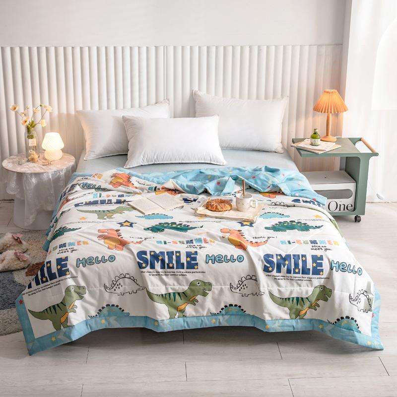 Funny Cartoon Bear Quilt Cotton Summer Air Conditioning Quilted Quilt Soft Skin-friendly Breathable Multifunction Thin Blanket