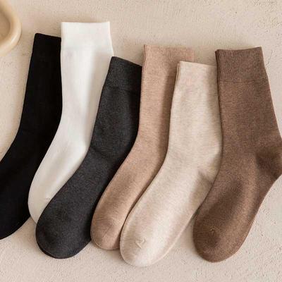 Meilade Women's Pure Cotton Mid-Calf Socks - Soft, Breathable, Loose Cuff, Ideal for Postpartum and Versatile Use.