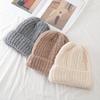 Nuevo sombrero holgado de invierno para mujer, gorro con puños decorado a la moda, gorro cálido para invierno para mujer, gorro tejido informal para calle