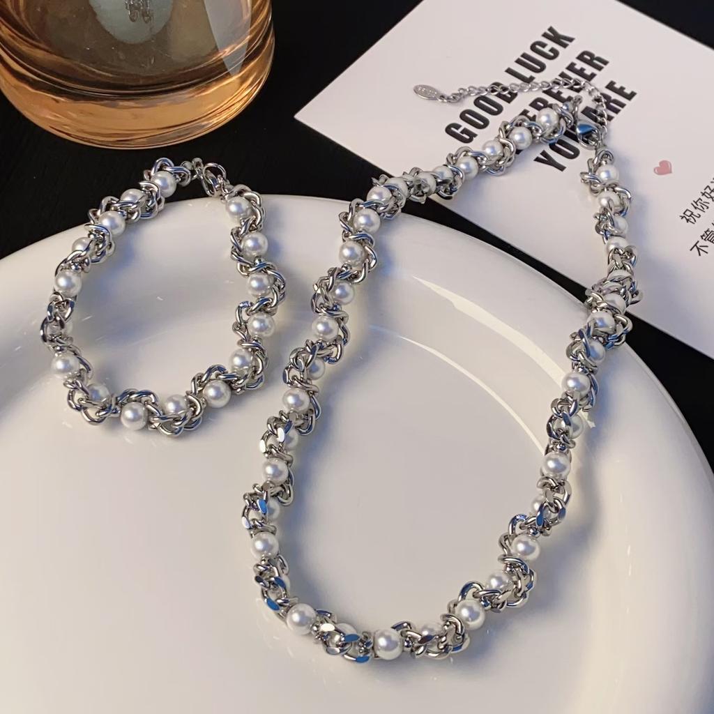 Pearl Necklace Women's Necklace Light Luxury Niche Design Sense Punk Hip Hop Premium Clavicle Chain Necklace