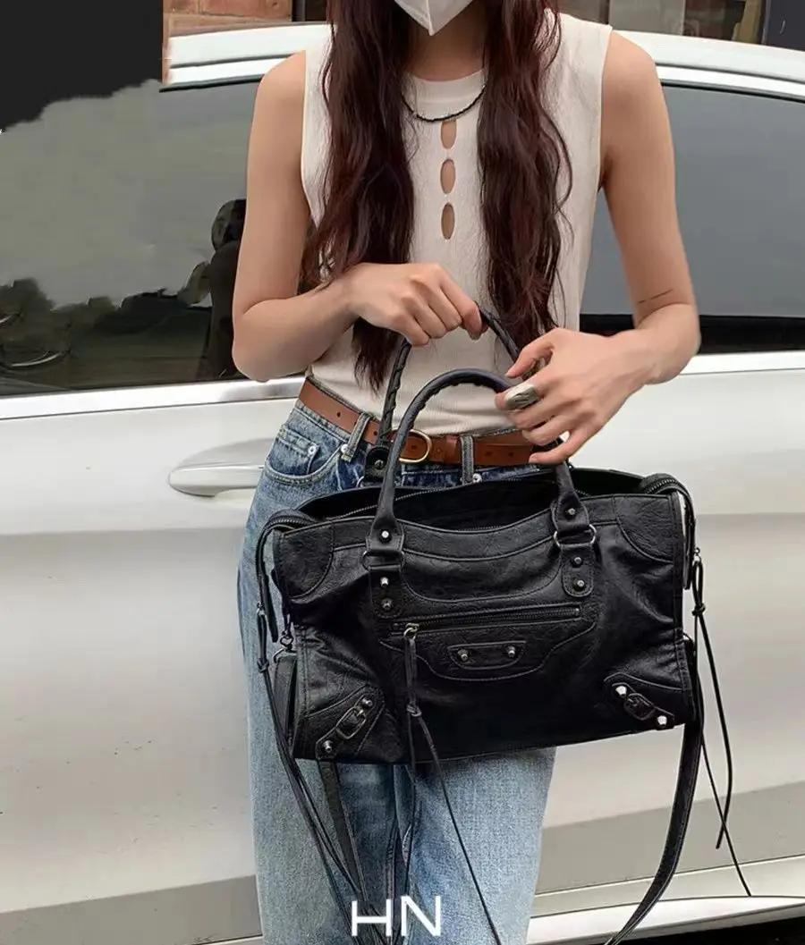Trendy Motorfietstassen Dames Stadstote Bag Klassiek Straat Modieuze Schouder PU Leer Crossbody Handtas zwart