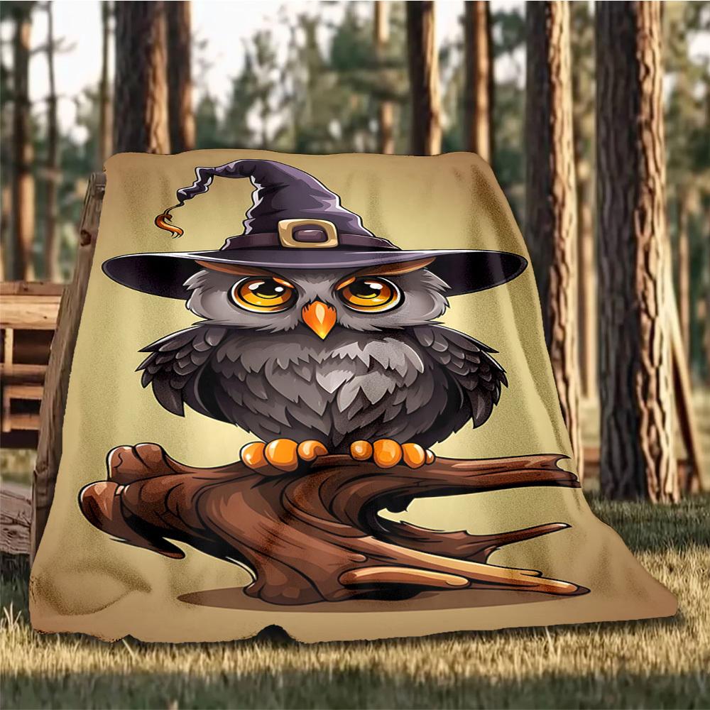 1pc Owl, Witch Hat Throw Blanket Polyester Fiber, Lightweight Flannel, Soft & Warm, All Season Use for Outdoor, Camping Digital Print