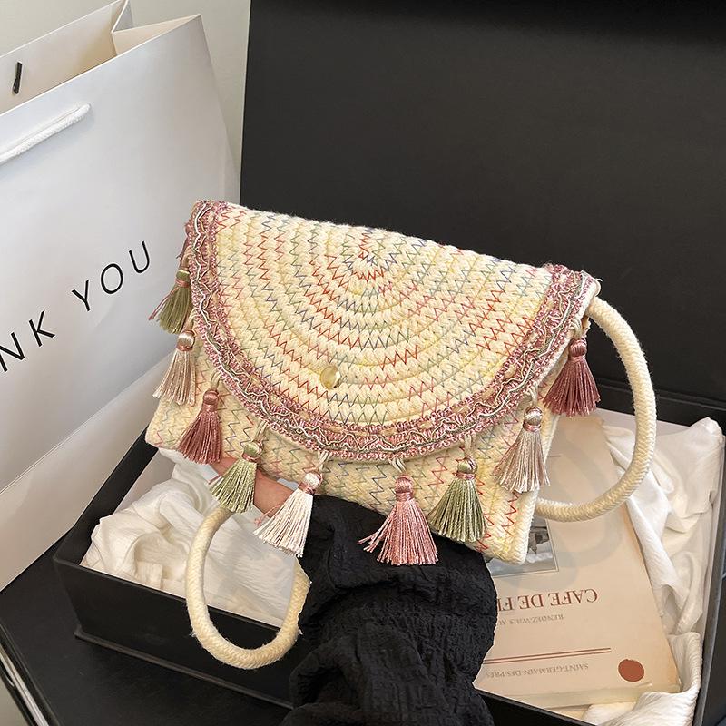 

Bohemian Straw Woven Tassel Crossbody Bag - Women s Summer Fashion Envelope Shoulder Bag 22x3x14 cm бежевий
