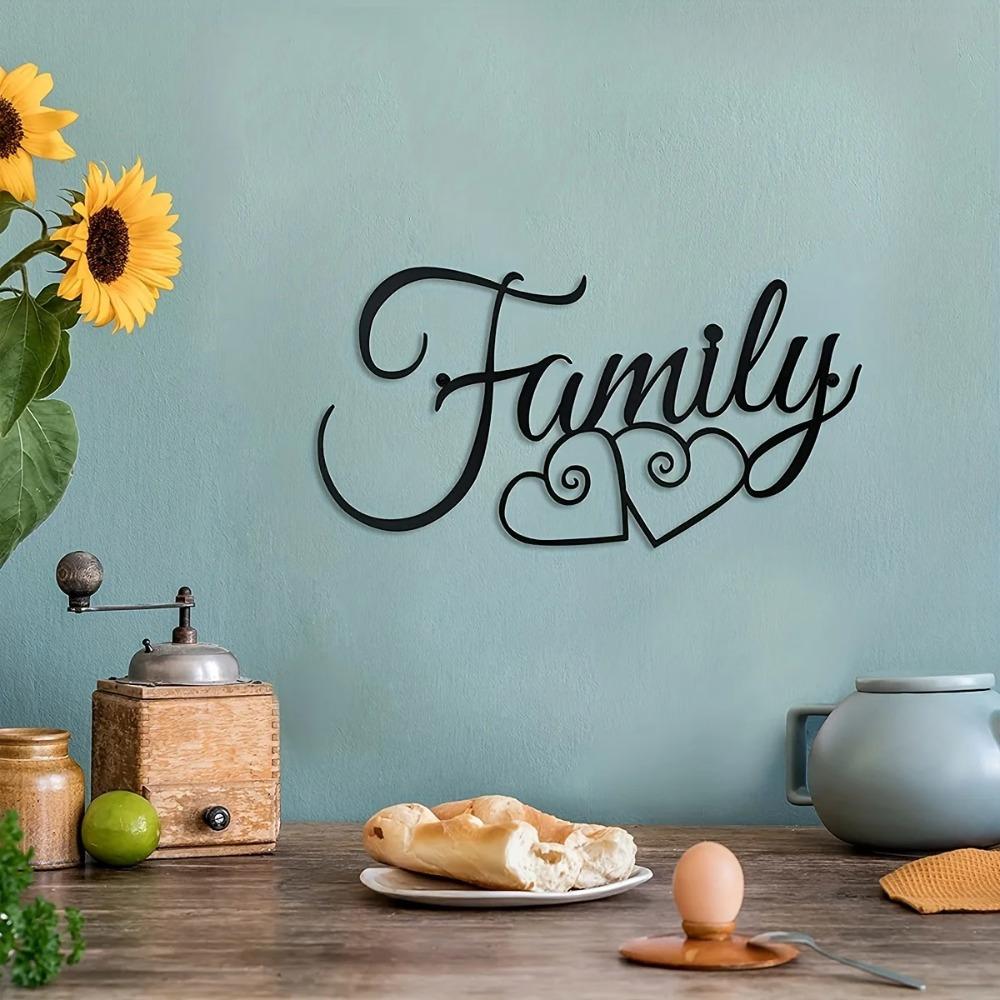 Black Metal Family Word Art Sign Farmhouse Style Wall Decor Sculpture Home Ornament