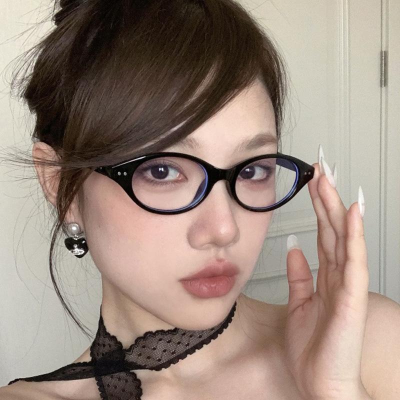 Ovale Form Computerbrille Koreanisch Stilvoll Blaulichtblockierend Herrenbrille Nieten Dekoration Damenbrille